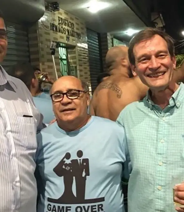 Famosos y sus gemelos idénticos!